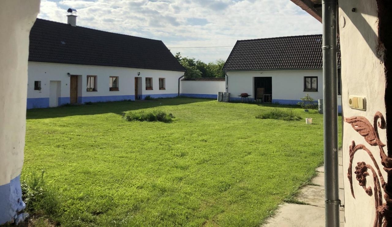 Safar Residence Hrachoviste Buitenkant foto