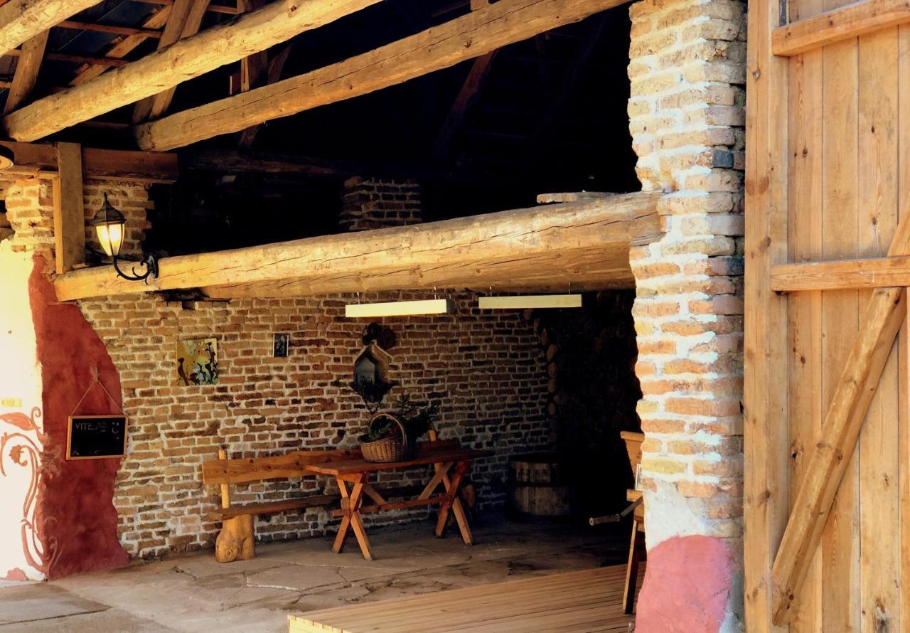 Safar Residence Hrachoviste Buitenkant foto