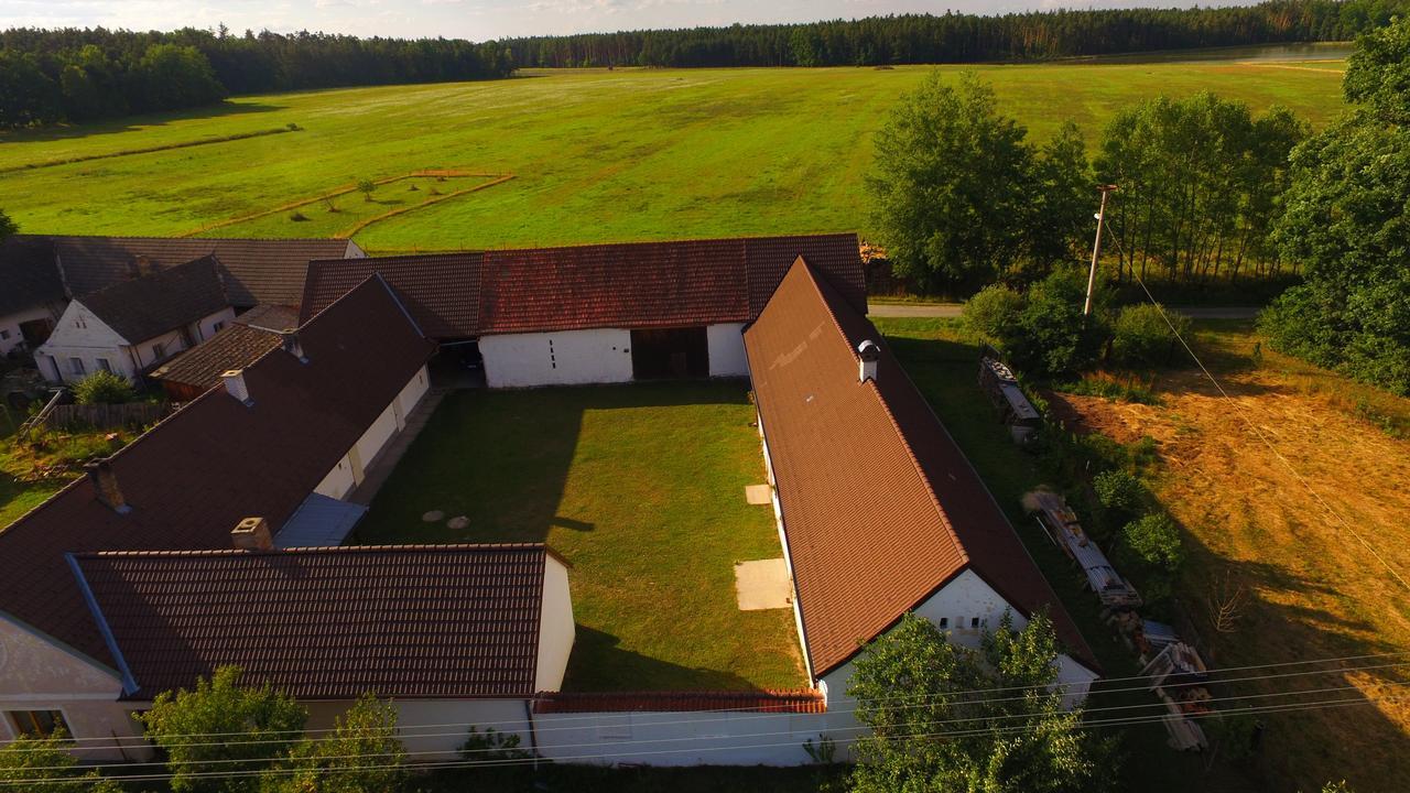 Safar Residence Hrachoviste Buitenkant foto