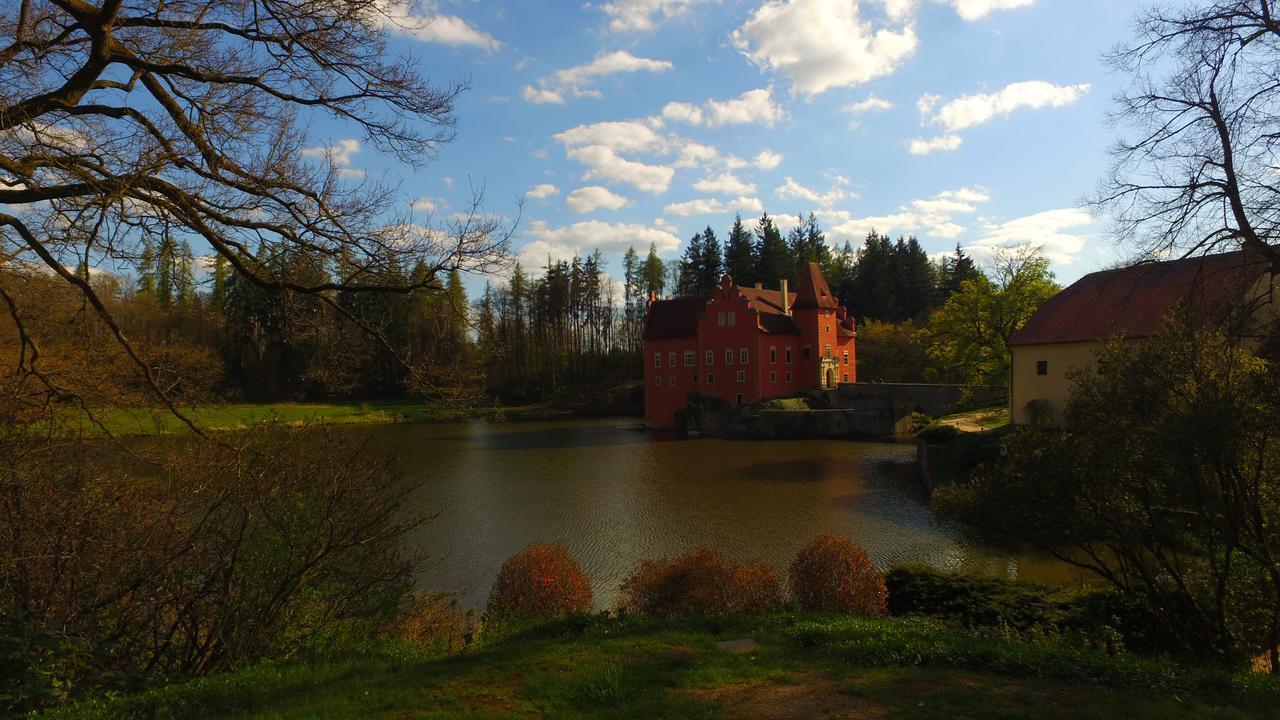 Safar Residence Hrachoviste Buitenkant foto